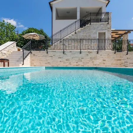 Villa Irma Golas