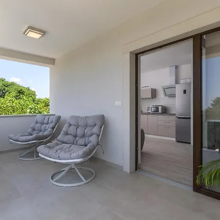 Villa Irma Golas
